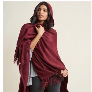 Upstate Swank Shawl in Burgundy